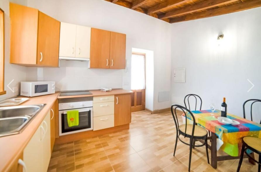 La Casa Del Bisa Villa Genovés Buitenkant foto
